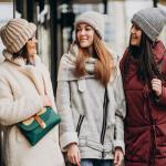 Fashion Tips: सर्दियों में स्टाइल करें इस तरह के कैप, दिखेंगी सबसे अलग