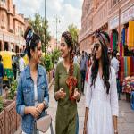 स्कार्फ से दें हेयरस्टाइल को नया ट्विस्ट: मिनटों में पाएं ट्रेंडी और गॉर्जियस लुक
