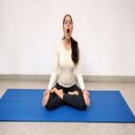 Health Tips : पाचन सुधारे और कफ मिटाए, भुजंगीकरण प्राणायाम के खूब फायदे
