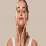 स्किन केयर में सोशल मीडिया के नुस्खे कितने सही, हर वायरल टिप आपकी त्वचा के लिए नहीं