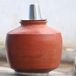 गर्मियों में पी रहे हैं मटके का पानी, तो ये हैं ठंडा रखने के तरीके