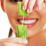 सर्दियों में जलन से गाल हो जाते हैं लाल, तो करें ये काम