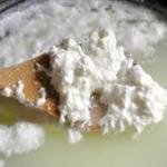 गर्मियों में कभी भी फट जाता है दूध, तो इन तरीकों से रखें