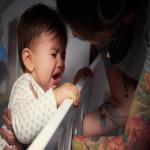 Parenting Tips: अगर रात में जल्दी नहीं सोता है बच्चा, तो मां फॉलो करें ये टिप्स