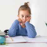 Parenting Tips: पढ़ाई से दूर भागता है बच्चा, तो इस तरह बनाएं इंटरेस्टिंग