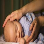 Parenting Tips: लोरी सुनने के बाद भी नहीं सो रहा है बच्चा, तो अपनाएं ये तरीके