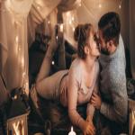 Relationship Tips: रिश्ते में स्पार्क बनाए रखने के लिए हर बार रोमांटिक डेट जरूरी नहीं