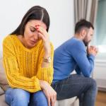 Relationship Tips: हद से ज्यादा बढ़ गया है पति पत्नी का झगड़ा, तो इन तरीकों से करें सुलह