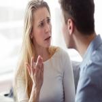 Relationship Tips: माता-पिता और पत्नी के झगड़े से हैं परेशान, तो लाइफ पार्टनर को समझाएं ये बातें