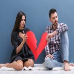 Relationship Tips: ब्रेकअप के बाद खुद को संभालना है मुश्किल, तो इन तरीकों से करें नई शुरुआत