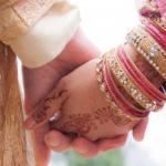 Relationship Tips: बेटियों को शादी के बाद गृह क्लेश से निपटने के लिए सिखाएं ये बातें