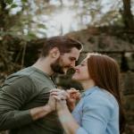 Relationship : जब पार्टनर का प्यार बनने लगे रेड फ्लैग, जानिए अत्यधिक परवाह के पीछे 