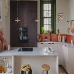 किचन की चिकनाई को कहें अलविदा 9 जादूई घरेलू नुस्खे जो जिद्दी से जिद्दी दागों की छुट्टी कर देंगे