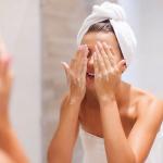 Skin Care Tips: डल और बेजान स्किन से मिलेगी राहत, ऐसा रखें स्किन केयर रूटीन