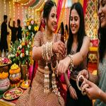 सीपियों वाली चूड़ियों का नया फैशन ट्रेंड शादी और त्यौहारों में बढ़ाएगा खूबसूरती