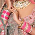 हाथों की खूबसूरती बढ़ा देंगे ये ब्राइडल चूड़ा, इन बातों का रखें ध्यान