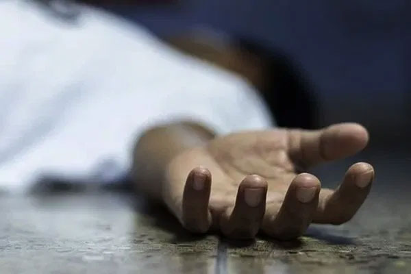 उत्तर प्रदेश : छत ढहने से परिवार के पांच सदस्यों की मौत