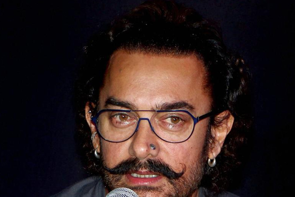 आमिर ने पानी फाउंडेशन के लिए ‘श्रमदान’ की अपील की