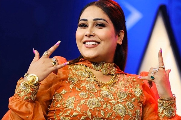 अफसाना खान का इंस्टाग्राम अकाउंट हुआ हैक, फैंस को सोशल गतिविधियों से दूर रहने की दी हिदायत