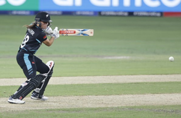 अमेलिया केर के नाम दर्ज हुआ वर्ल्ड रिकॉर्ड, यह कारनामा करने वाली बनीं पहली क्रिकेटर
