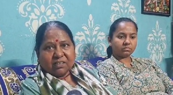 ईरान-इजरायल तनाव के बीच तेहरान जेल में बंद केतन मेहता से चार दिन से संपर्क नहीं, परिवार की बढ़ी चिंता