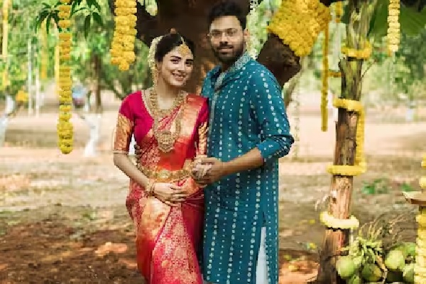 अनुपमा फेम टीवी अभिनेत्री अद्रिजा रॉय की सगाई, विगुनेश संग शेयर कीं खूबसूरत तस्वीरें
