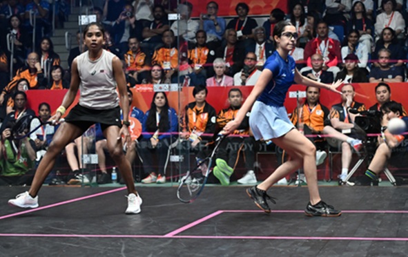 एशियन गेम्स : स्क्वैश में 18 वर्षीय अनाहत सिंह ने सिल्वर मेडल जीतकर रचा इतिहास
