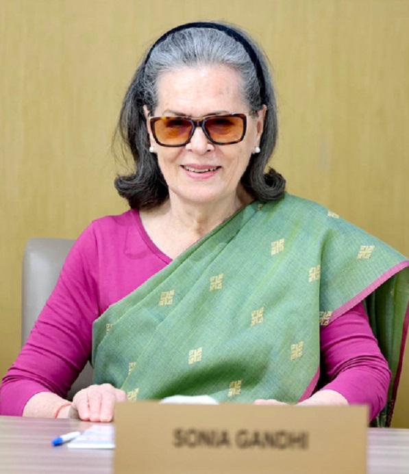 सोनिया गांधी की आने वाली किताब को लेकर भाजपा-कांग्रेस आमने-सामने 