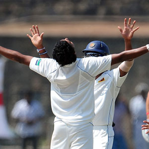 बेंगलुरू टेस्ट : भारत को पहली सफलता मैक्कुलम आउट
