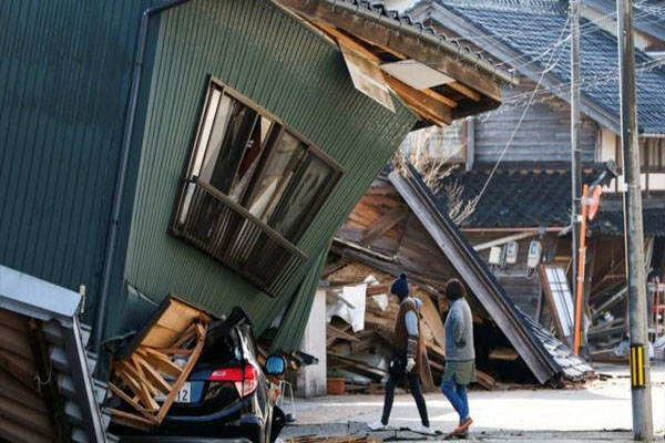 जापान में भूकंप से मरने वालों की संख्या 100 पहुंची, लापता लोगों की संख्या 211