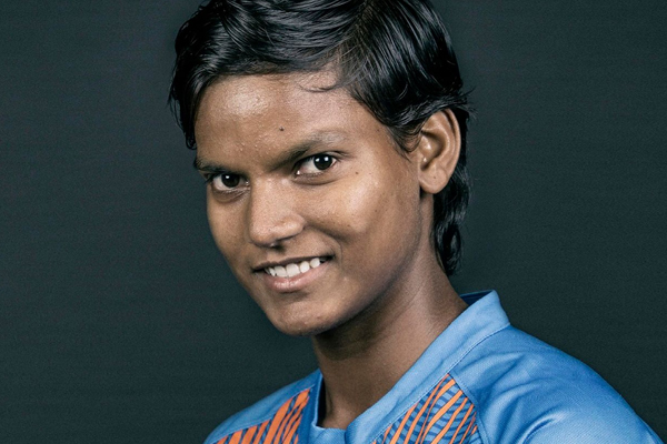 टी-20 में तीन मेडन ओवर डालने वाली पहली भारतीय खिलाड़ी बनी दिप्ती