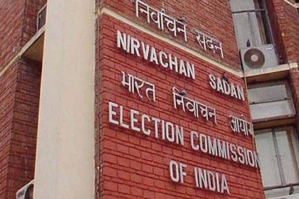 कांग्रेस के ‘चौकीदार चोर है’ विज्ञापन पर चुनाव आयोग ने लगाई रोक