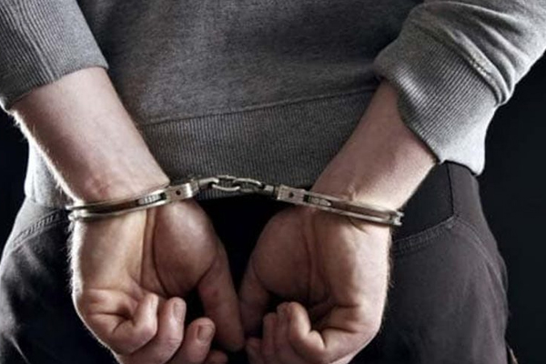 चांदी के 60 लाख रुपये के पायल चुराने के आरोप में 5 गिरफ्तार