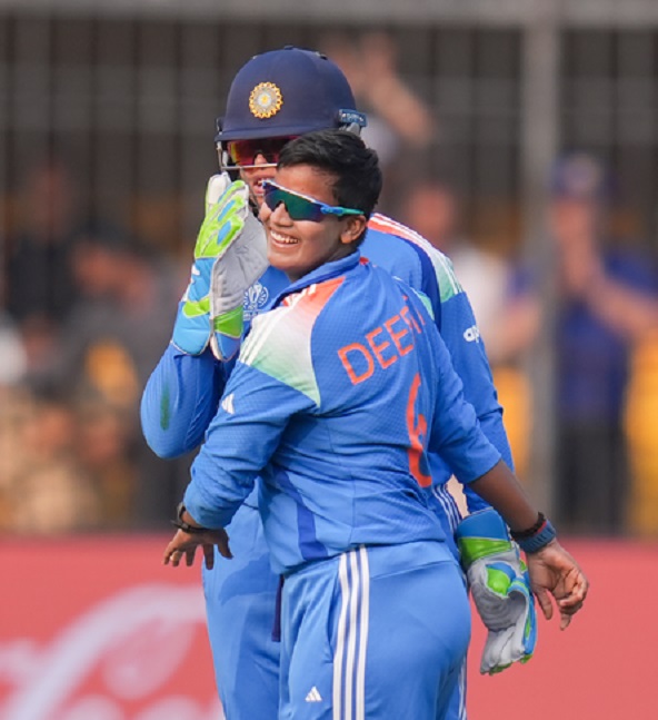 आईसीसी रैंकिंग: दीप्ति शर्मा बनी नंबर वन टी20 गेंदबाज, मंधाना को एक स्थान का नुकसान