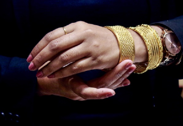 अनिश्चितता के दौर में सोना और चांदी बने निवेशकों की पहली पसंद, 2026 में भी उम्मीदें मजबूत