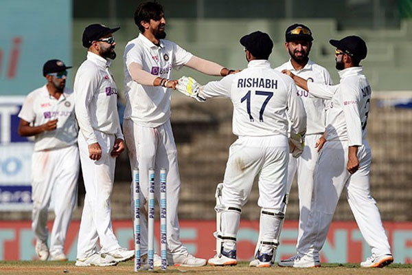 तीसरे टेस्ट मैच में भारत ने फिर से दिखाया कमाल, सिर्फ़ दो दिनों में जीता मैच