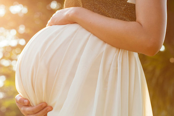 भारत में पहली बार हुआ गर्भाशय ट्रांसप्लांटेशन, बेटी अब बन सकती है मां