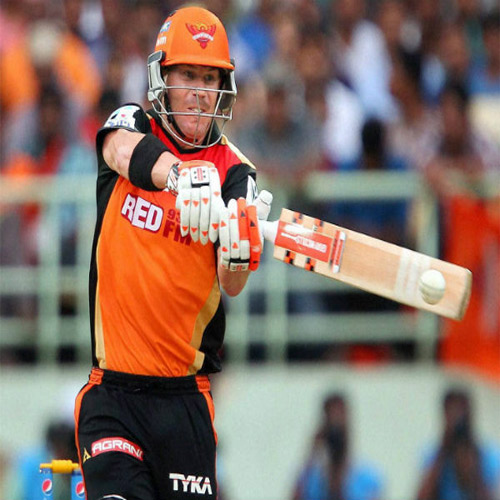 IPL-9 : डेविड वॉर्नर की विस्फोटक पारी के बदौलत गुजरात को हराकर हैदराबाद फाइनल में पहुंची 