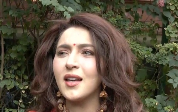 सनातन को बदनाम करने वालों पर भड़कीं इशिका तनेजा, बोलीं- भाव सही होगा तो धर्म खुद अपनाएगा
