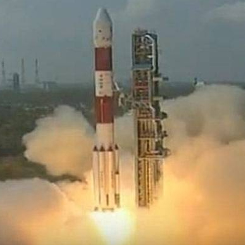 इसरो ने रचा नया कीर्तिमान, 104 उपग्रह कक्षा में स्थापित 