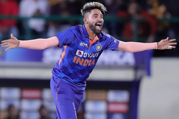 मोहम्मद सिराज आईसीसी वनडे रैंकिंग में नए नंबर-1 गेंदबाज बने