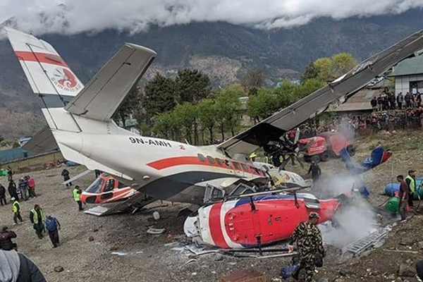 नेपाल : विमान दुर्घटना में 3 मरे, 3 घायल
