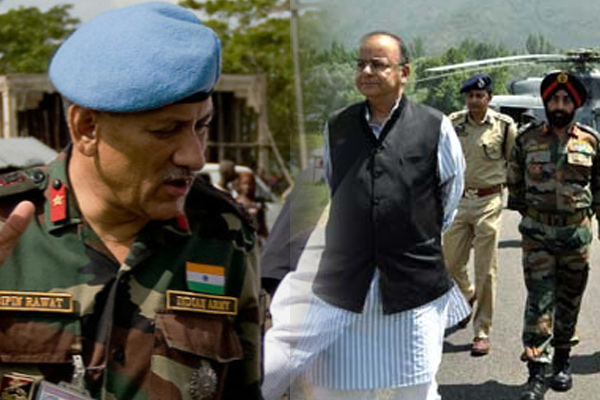 पाक ने फिर तोड़ा सीजफायर, कश्मीर के दौरे पर रक्षा मंत्री और सेना प्रमुख