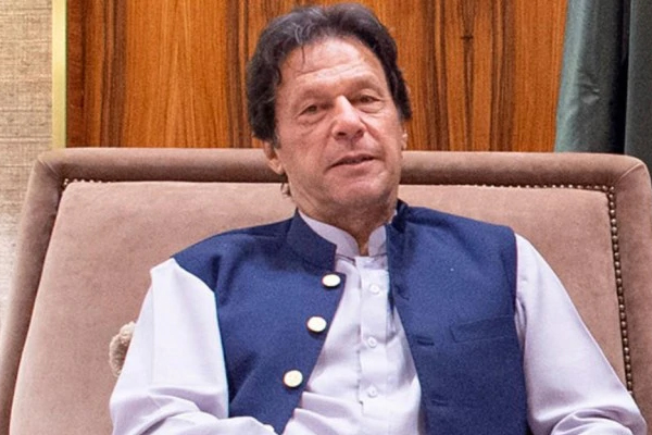 पाकिस्तान के प्रधानमंत्री ने तस्करी के खिलाफ कड़ी कार्रवाई के निर्देश दिए