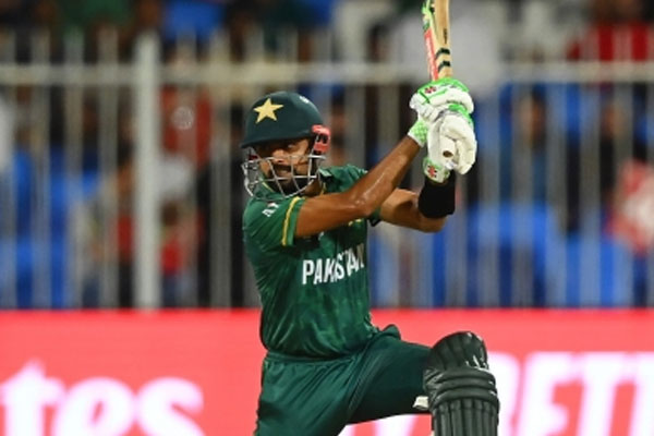 वेस्टइंडीज के खिलाफ बाबर आजम ने जड़ा शतक, पाकिस्तान ने पांच विकेट से जीता मैच