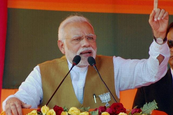 PM मोदी का अखिलेश पर तंज! गधे रंग देखकर वफादारी नहीं करते