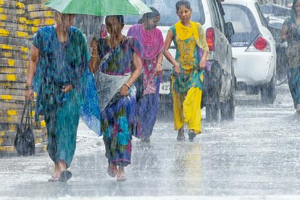 चंडीगढ़ में झमाझम बारिश, हरियाणा, पंजाब में तूफान की चेतावनी