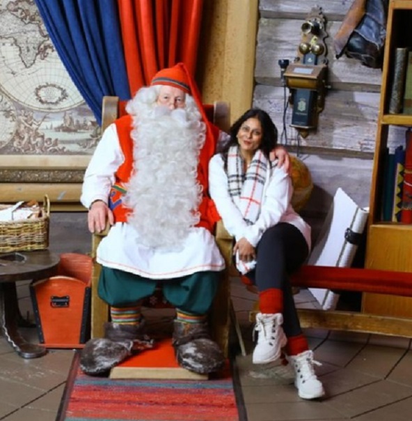 शेफाली शाह ने शेयर की बचपन वाली क्रिसमस की याद, सांता के सच ने तोड़ा था विश्वास