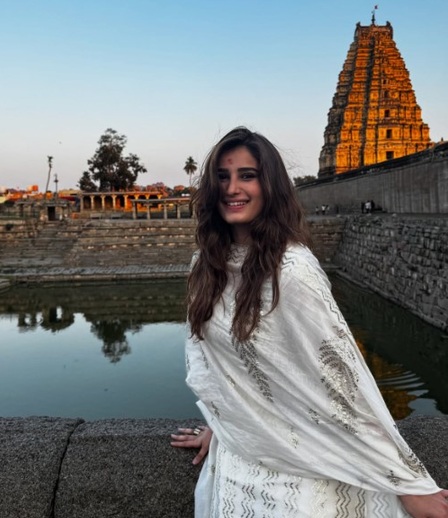 शिव मेरे लिए बेहद खास, इसीलिए छाप तिलक गाना दिल के बहुत करीब : राशा थडानी
