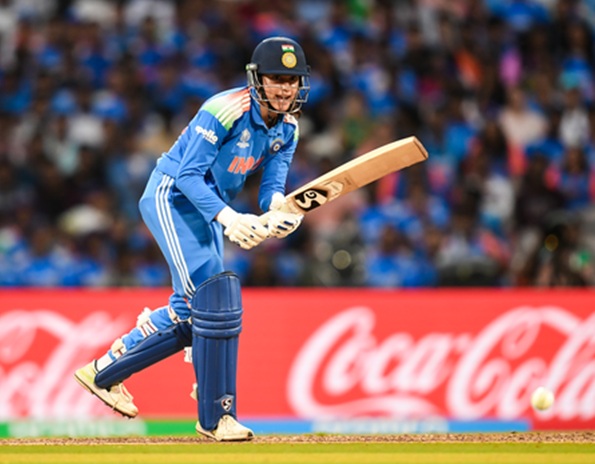 स्मृति मंधाना ने पांचवीं बार जीता बेस्ट महिला इंटरनेशनल क्रिकेटर अवॉर्ड
